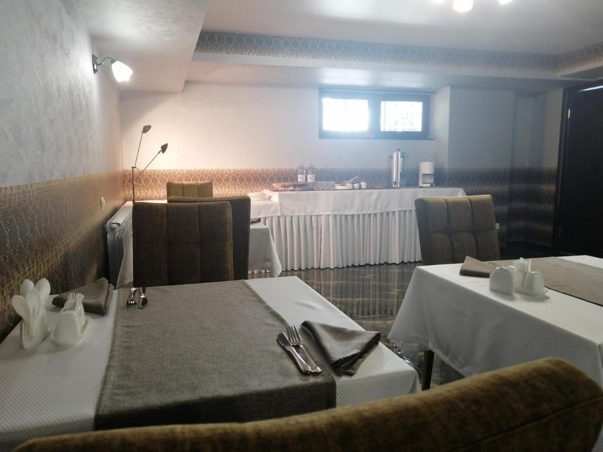 Irbis Inn Almatı Dış mekan fotoğraf